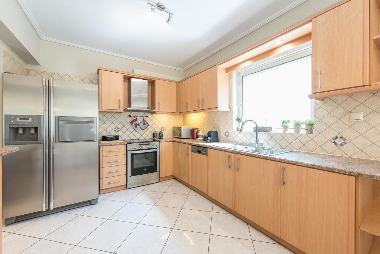 Luxury And Spacious Apt For 6 Guests Atina Dış mekan fotoğraf