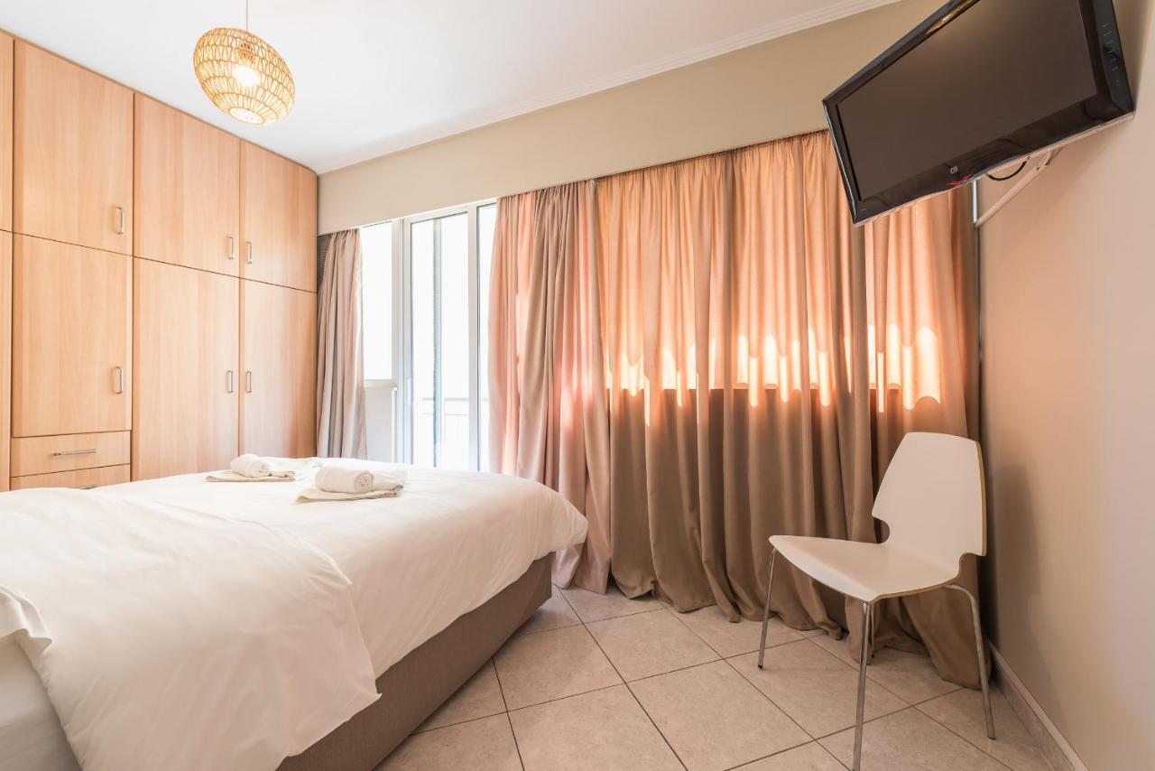 Luxury And Spacious Apt For 6 Guests Atina Dış mekan fotoğraf