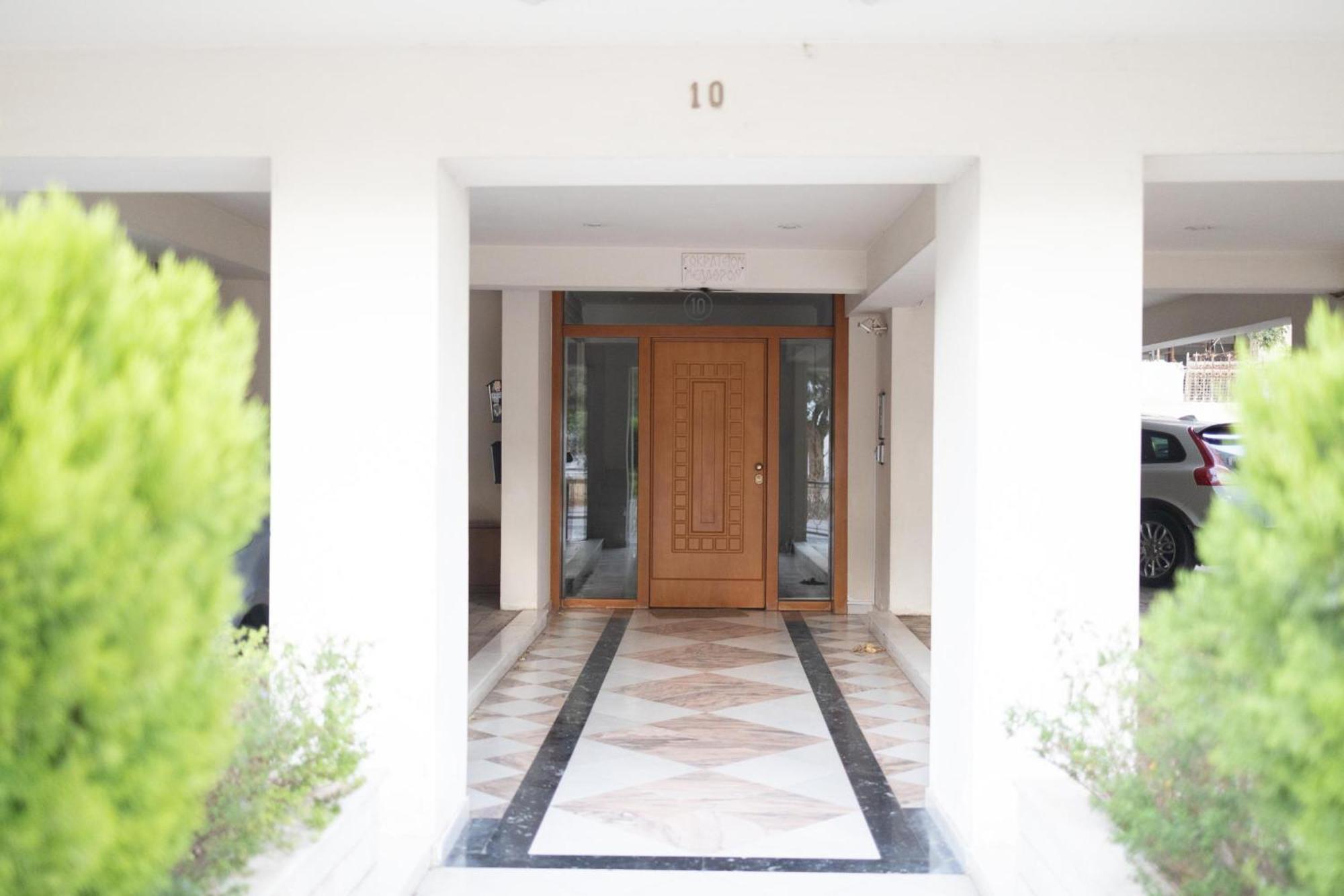 Luxury And Spacious Apt For 6 Guests Atina Dış mekan fotoğraf