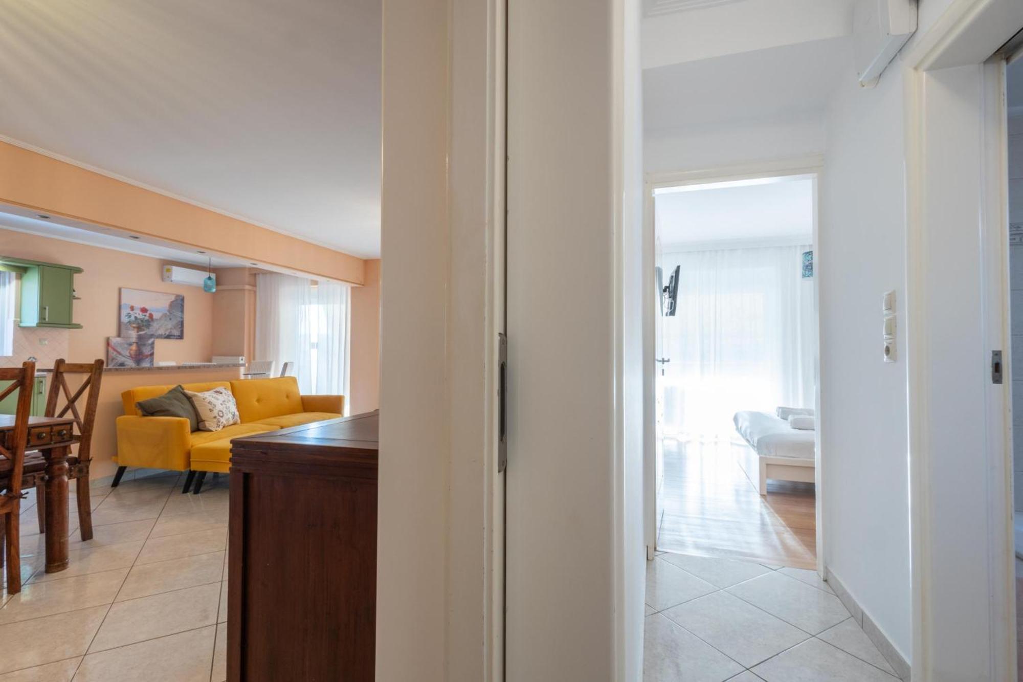 Luxury And Spacious Apt For 6 Guests Atina Dış mekan fotoğraf