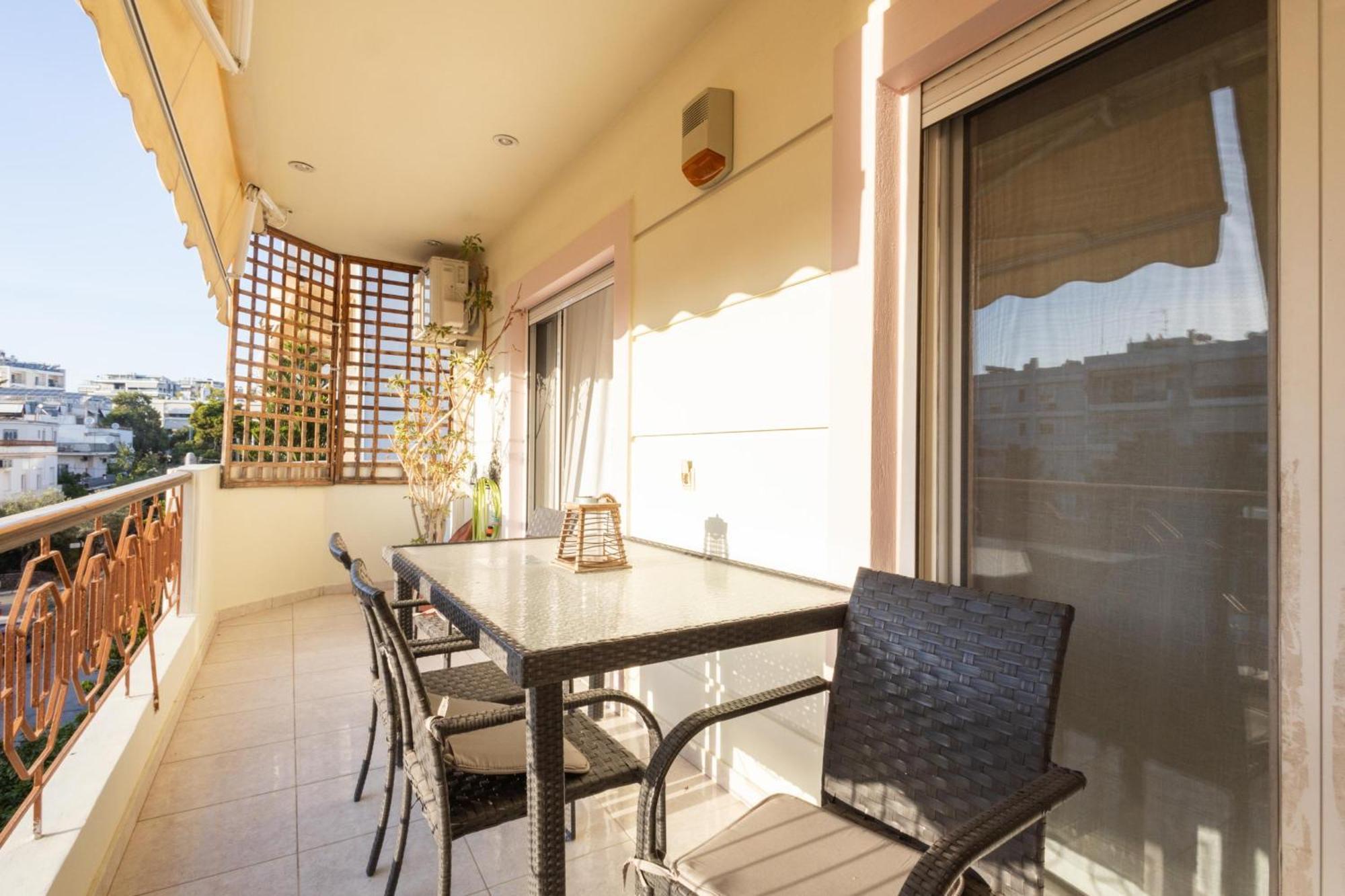 Luxury And Spacious Apt For 6 Guests Atina Dış mekan fotoğraf