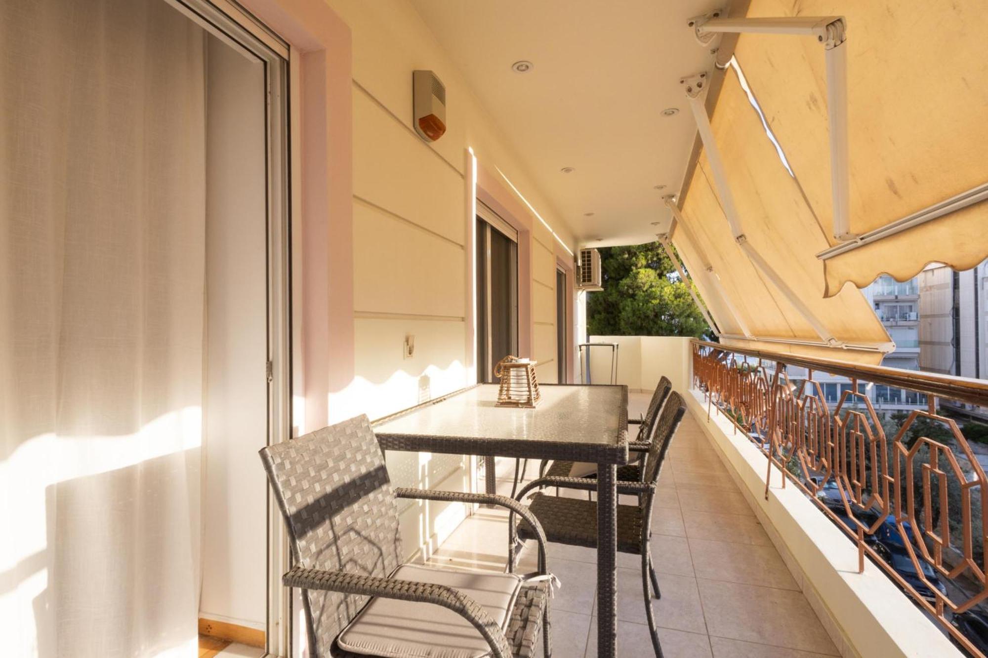 Luxury And Spacious Apt For 6 Guests Atina Dış mekan fotoğraf