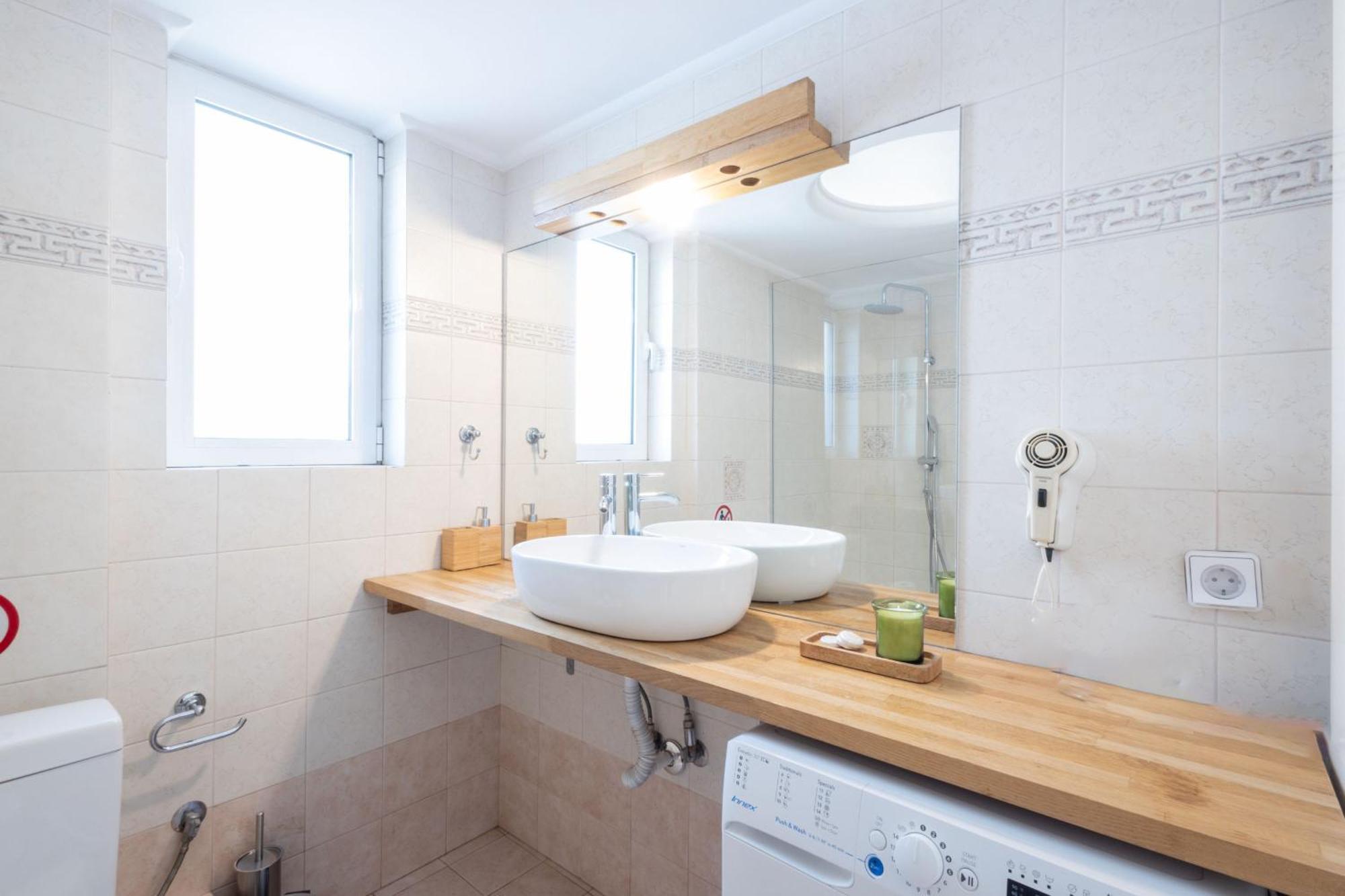 Luxury And Spacious Apt For 6 Guests Atina Dış mekan fotoğraf