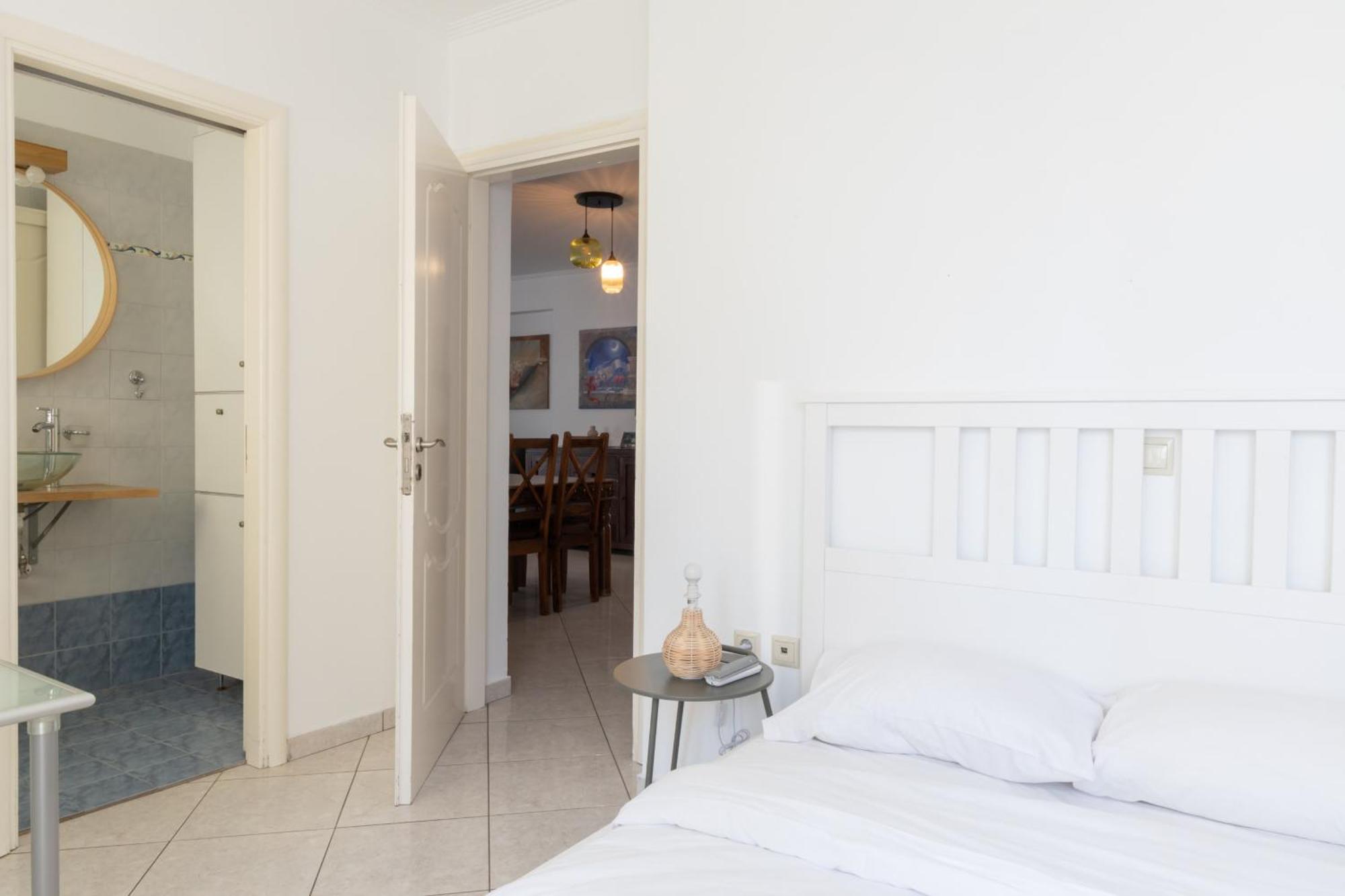 Luxury And Spacious Apt For 8 Guests New Features April 2025 Atina Dış mekan fotoğraf
